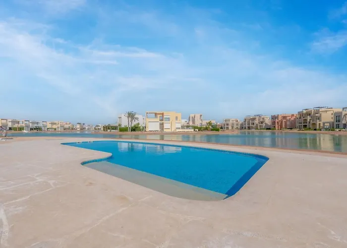 Brand-new Family House In Tawila El Gouna Lagoon And Pool Access Villa *